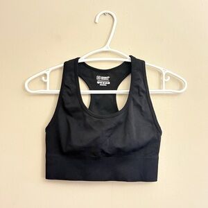 Black Athletic Seamless Medium Compression Sports Bra – Size Small EUC